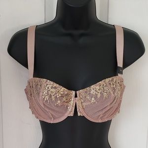 NWT VS 36C Dream Angels mesh & lurex lace bra